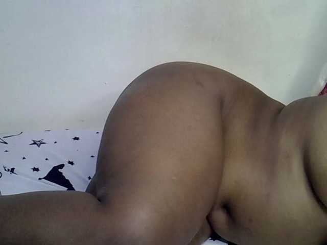 Casse-dellah live cam on BongaCams
