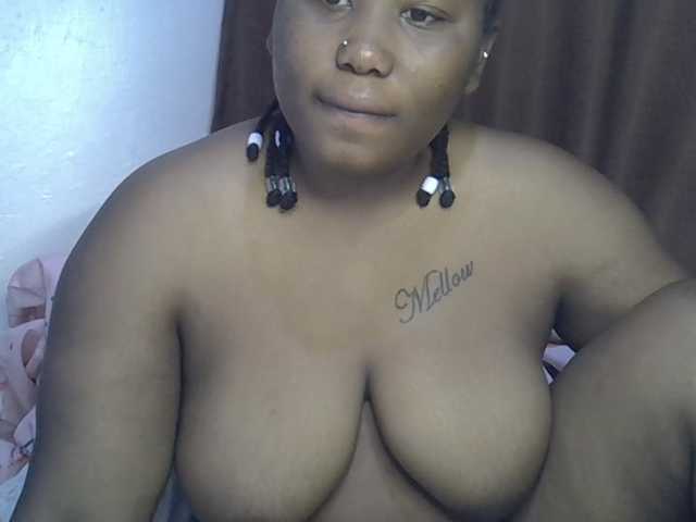 Casse-dellah live cam on BongaCams