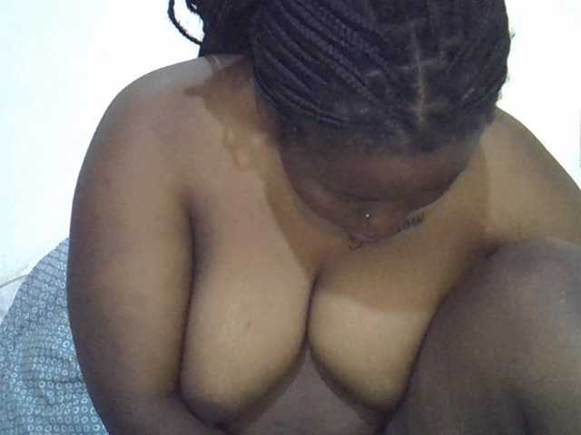 Casse-dellah live cam on BongaCams