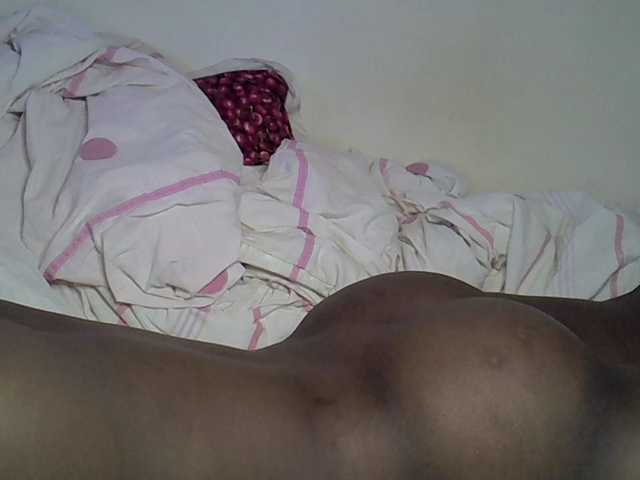 Casse-dellah live cam on BongaCams
