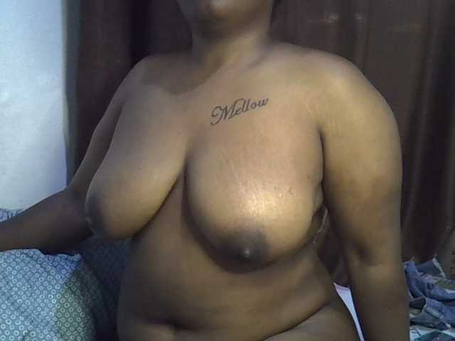 Casse-dellah live cam on BongaCams
