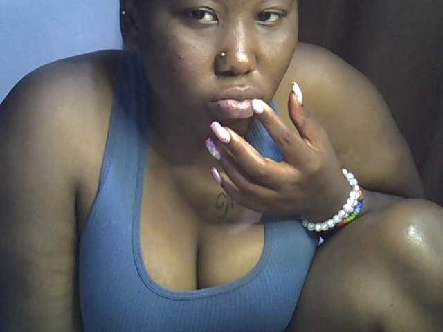Casse-dellah live cam on BongaCams