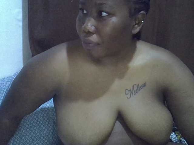 Casse-dellah live cam on BongaCams