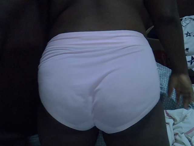 Casse-dellah live cam on BongaCams