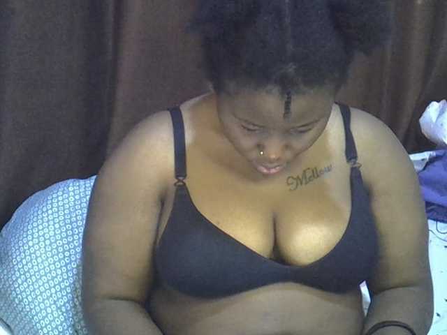 Casse-dellah live cam on BongaCams