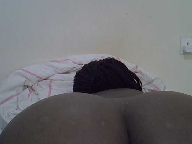Casse-dellah live cam on BongaCams