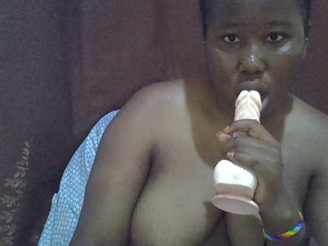 Casse-dellah live cam on BongaCams