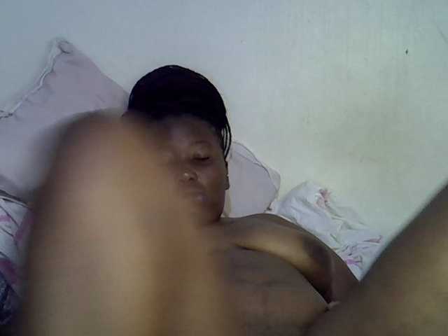 Casse-dellah live cam on BongaCams