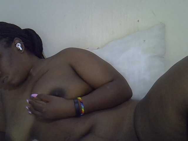 Casse-dellah live cam on BongaCams