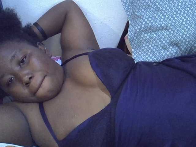 Casse-dellah live cam on BongaCams