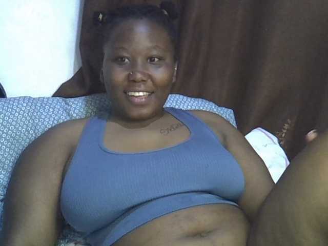 Casse-dellah live cam on BongaCams