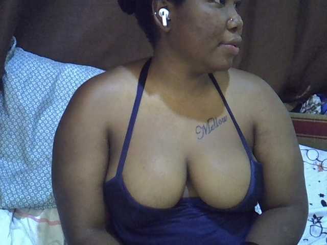 Casse-dellah live cam on BongaCams