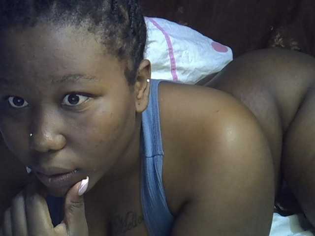 Casse-dellah live cam on BongaCams