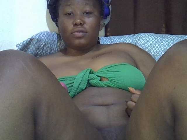 Casse-dellah live cam on BongaCams