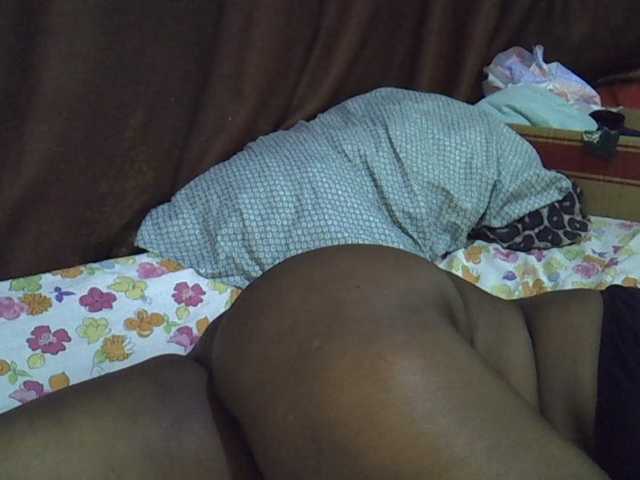 Casse-dellah live cam on BongaCams