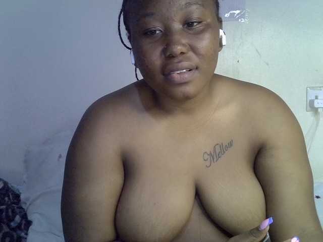Casse-dellah live cam on BongaCams