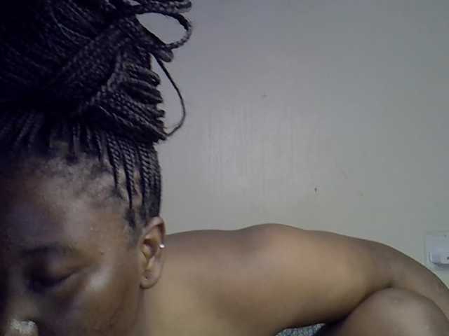 Casse-dellah live cam on BongaCams