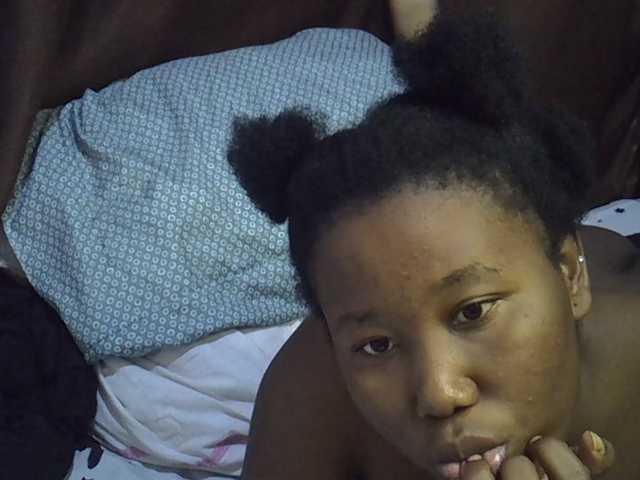 Casse-dellah live cam on BongaCams