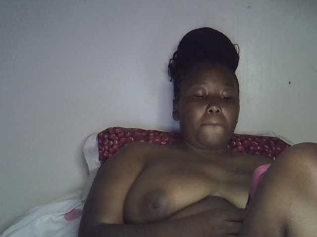 Casse-dellah live cam on BongaCams