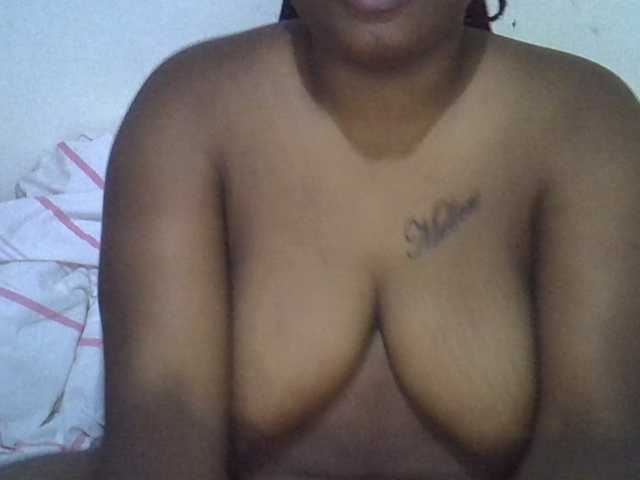 Casse-dellah live cam on BongaCams
