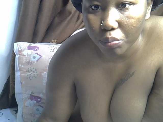 Casse-dellah live cam on BongaCams