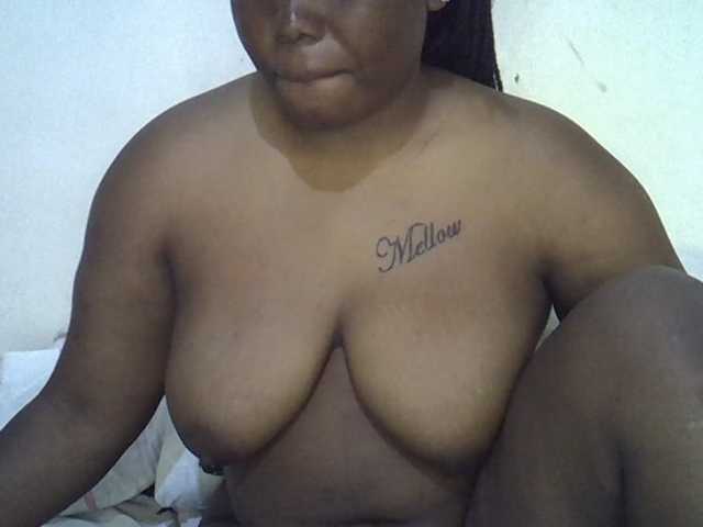 Casse-dellah live cam on BongaCams