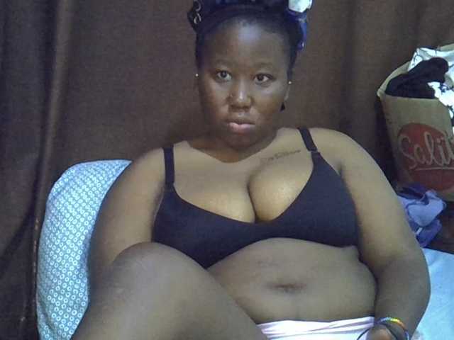 Casse-dellah live cam on BongaCams