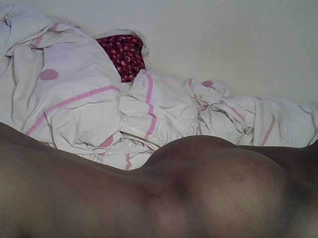 Casse-dellah live cam on BongaCams