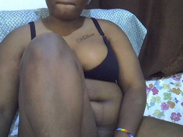 Casse-dellah live cam on BongaCams