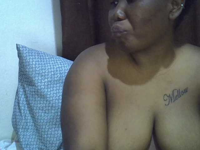 Casse-dellah live cam on BongaCams