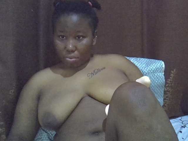 Casse-dellah live cam on BongaCams
