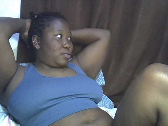 Casse-dellah live cam on BongaCams