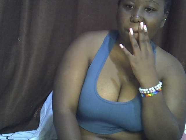 Casse-dellah live cam on BongaCams