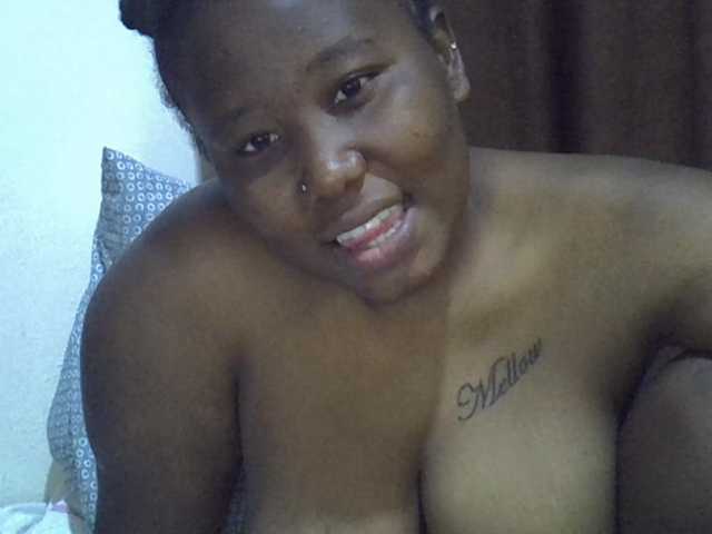 Casse-dellah live cam on BongaCams