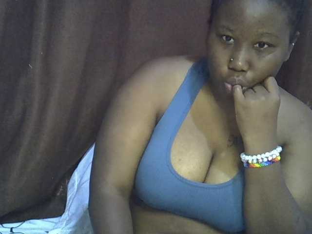 Casse-dellah live cam on BongaCams