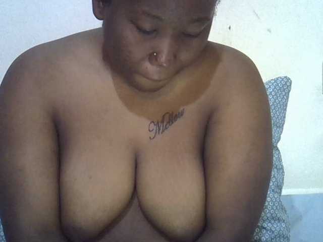 Casse-dellah live cam on BongaCams