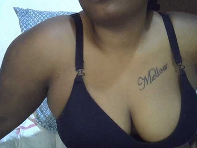 Casse-dellah live cam on BongaCams