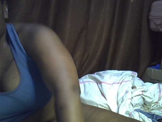 Casse-dellah live cam on BongaCams