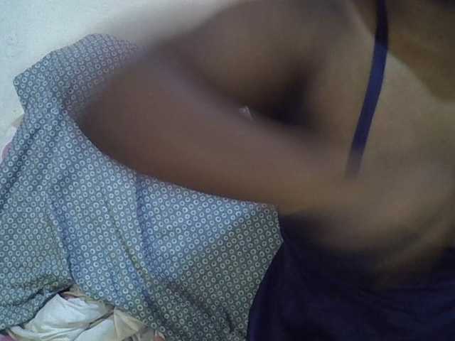 Casse-dellah live cam on BongaCams