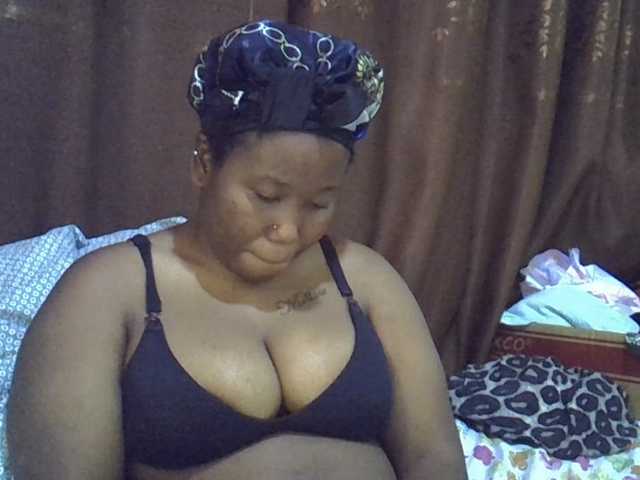 Casse-dellah live cam on BongaCams