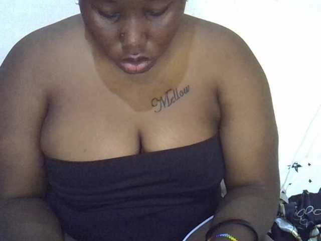 Casse-dellah live cam on BongaCams