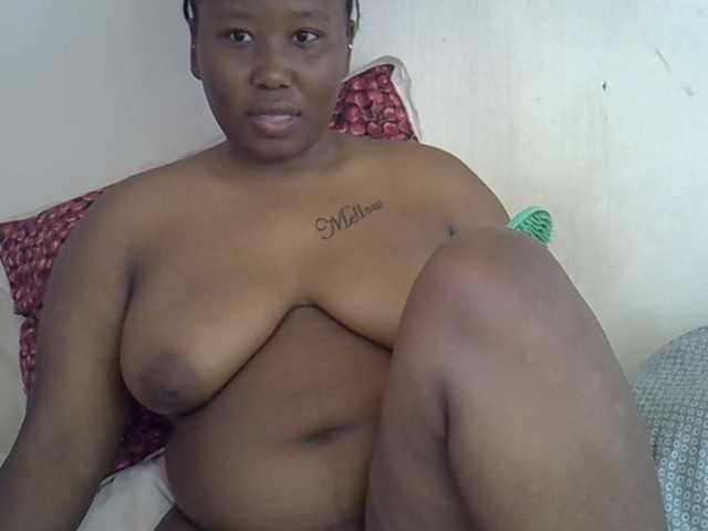 Casse-dellah live cam on BongaCams