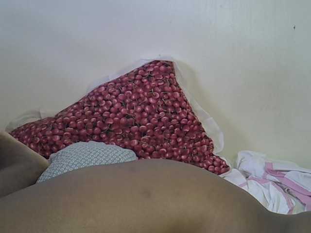 Casse-dellah live cam on BongaCams