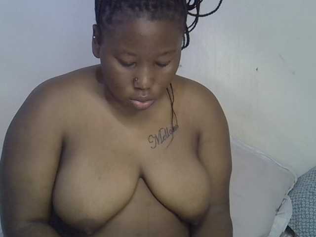 Casse-dellah live cam on BongaCams