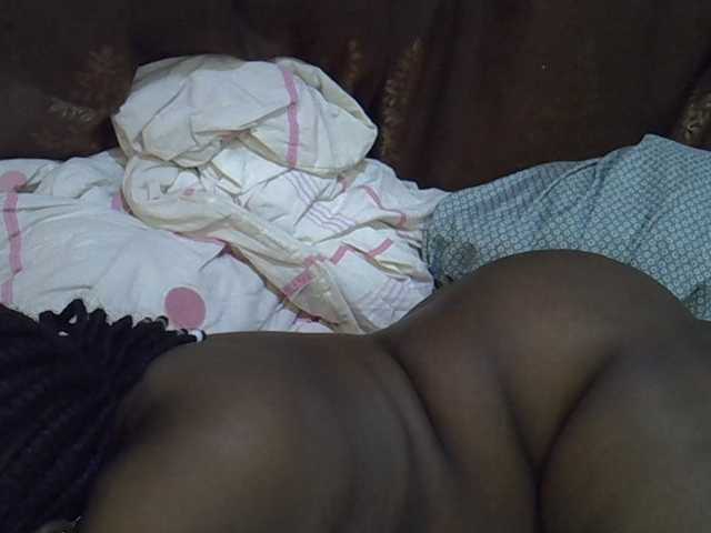 Casse-dellah live cam on BongaCams