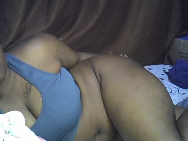 Casse-dellah live cam on BongaCams