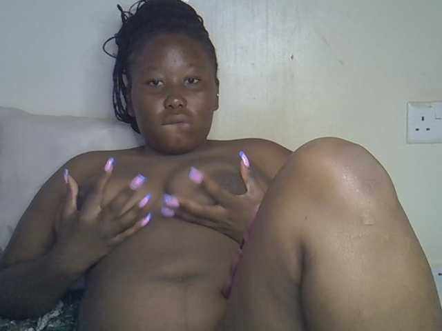 Casse-dellah live cam on BongaCams