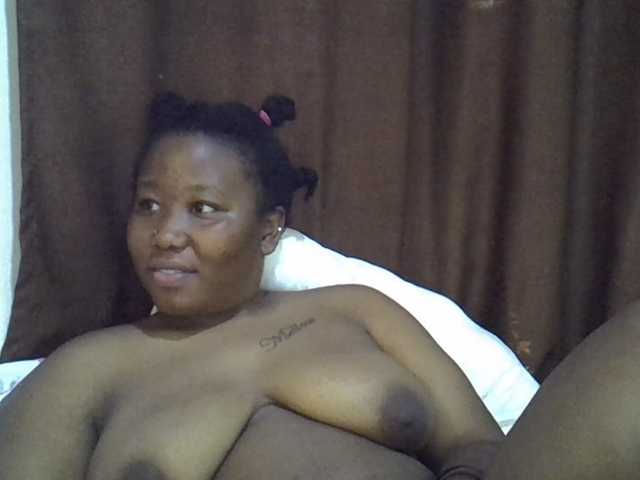 Casse-dellah live cam on BongaCams