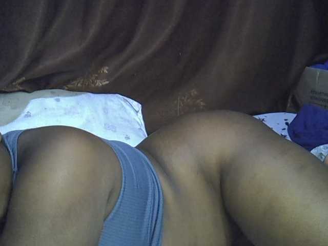 Casse-dellah live cam on BongaCams