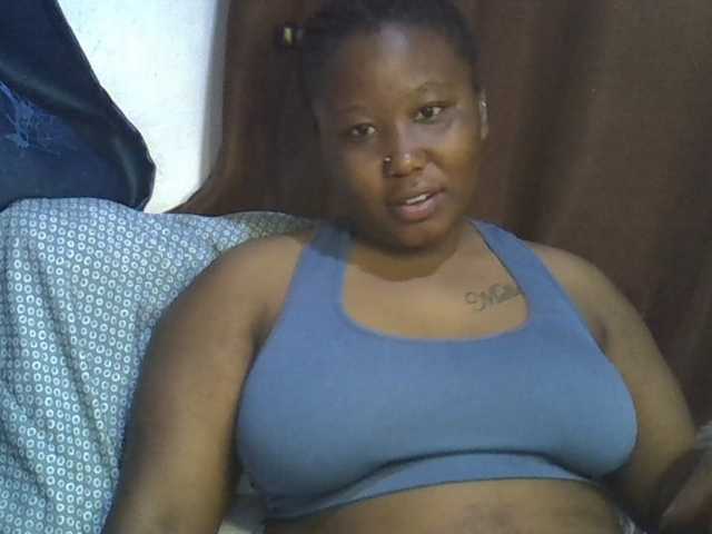 Casse-dellah live cam on BongaCams